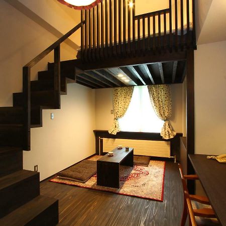 克里斯蒂山林小屋 山之內 外观 照片