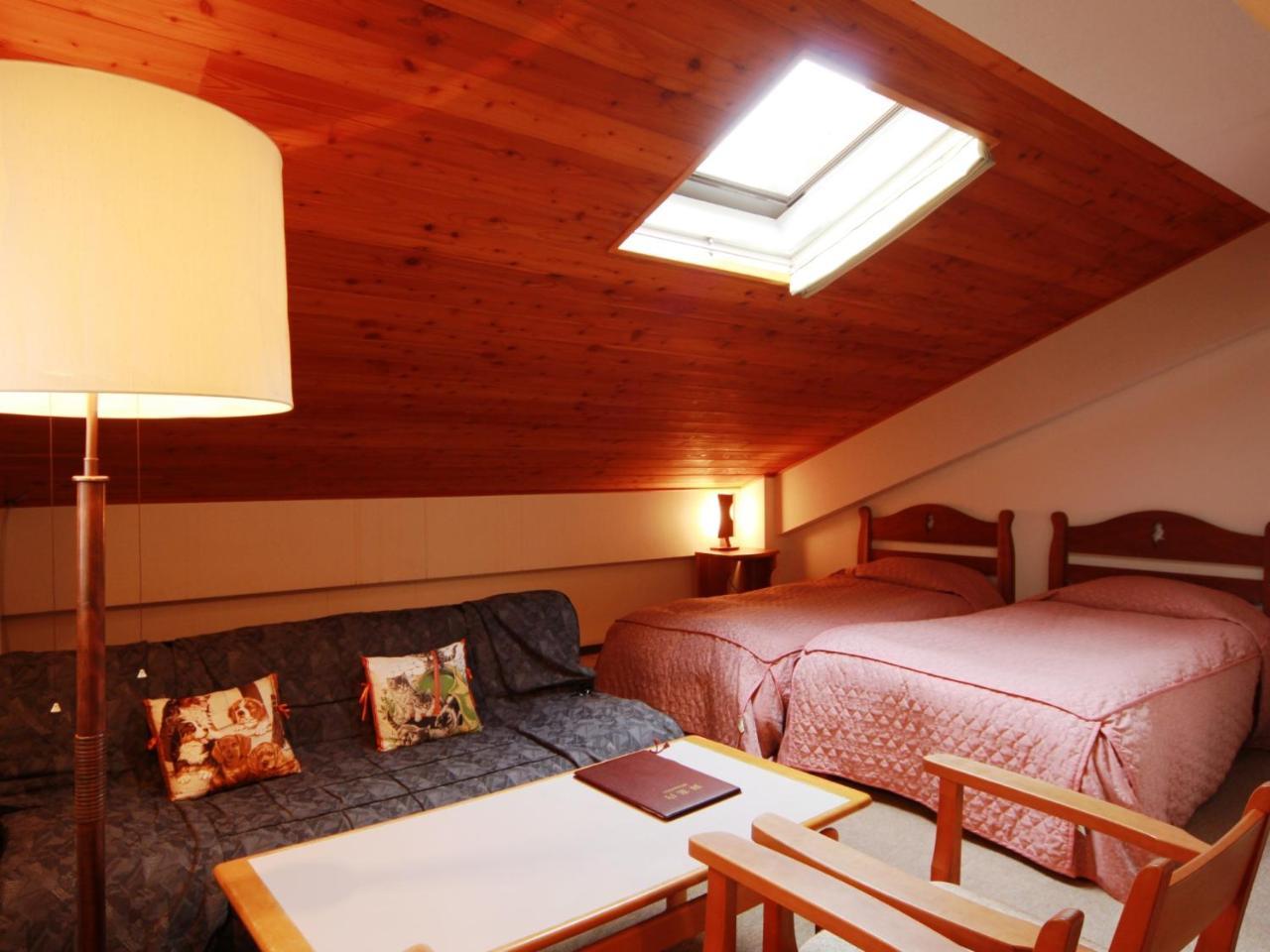 克里斯蒂山林小屋 山之內 外观 照片