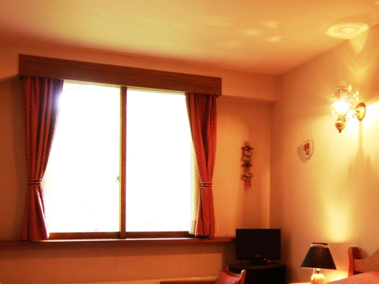 克里斯蒂山林小屋 山之內 外观 照片