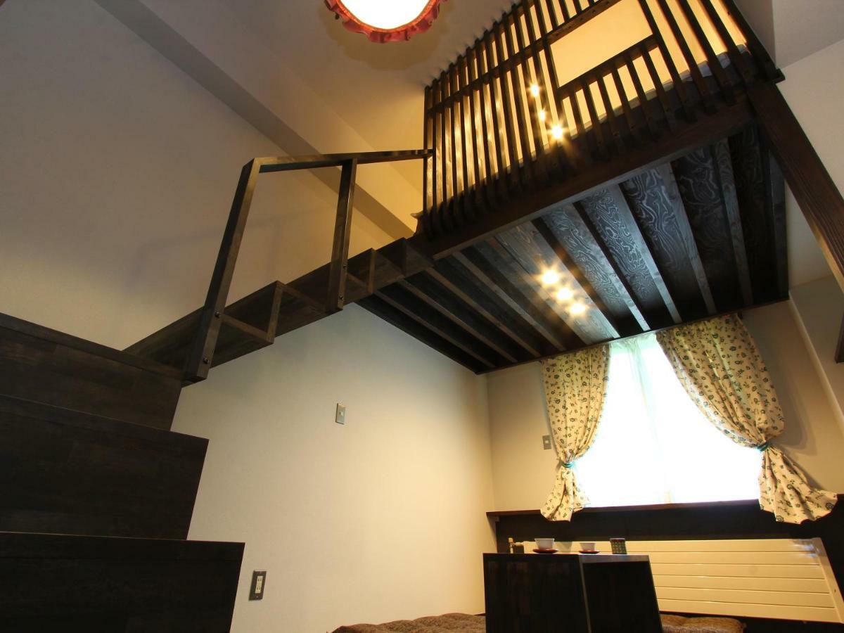 克里斯蒂山林小屋 山之內 外观 照片